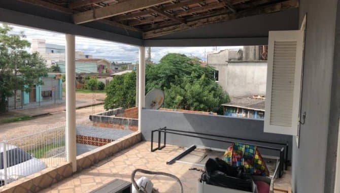 Foto 22 de 39: Casa em leilão em Pelotas - RS — Casa, Padrão, 2 Vaga(S) de Garagem