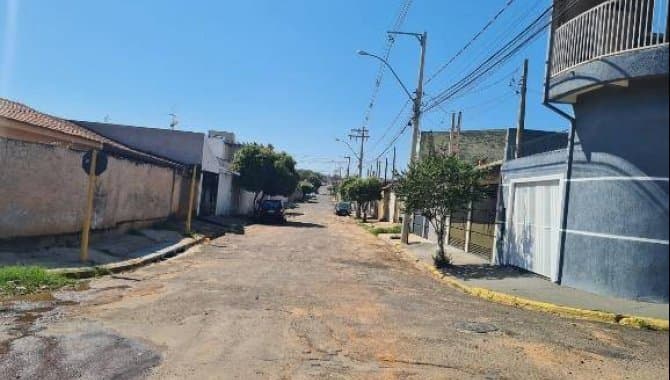 Foto 21 de 33: Casa em leilão em Bauru - SP — Casa, Padrão, 1 Vaga(S) de Garagem