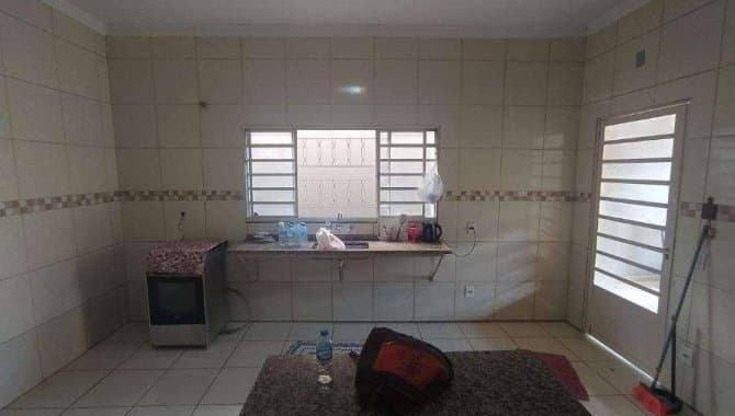 Foto 25 de 33: Casa em leilão em Bauru - SP — Casa, Padrão, 1 Vaga(S) de Garagem