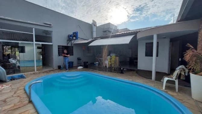 Foto 1 de 15: Casa em leilão em Lucas Do Rio Verde - MT — Casa, Padrão, 0 Vaga(S) de Garagem