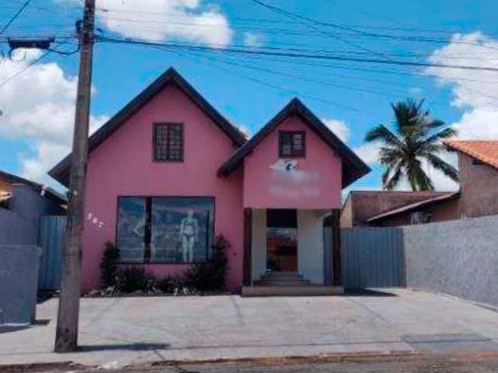 Foto 2 de 2: Casa em leilão em Santa Fé Do Sul - SP — Casa 320 m² - Santa Fé do Sul-SP - Rua Onze, 287 - Centro