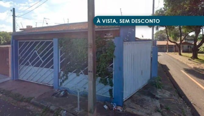 Foto 1 de 5: Casa em leilão em Londrina - PR — Casa 33 m² - Conjunto Café - Londrina - PR