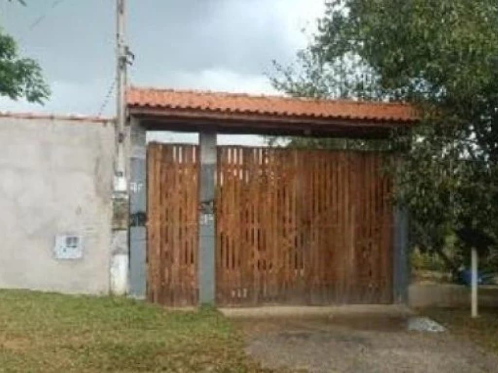 Foto 3 de 3: Casa em leilão em Salto De Pirapora - SP — Casa em Área de 2.175 m² - Da Ilha - Salto de Pirapora - SP