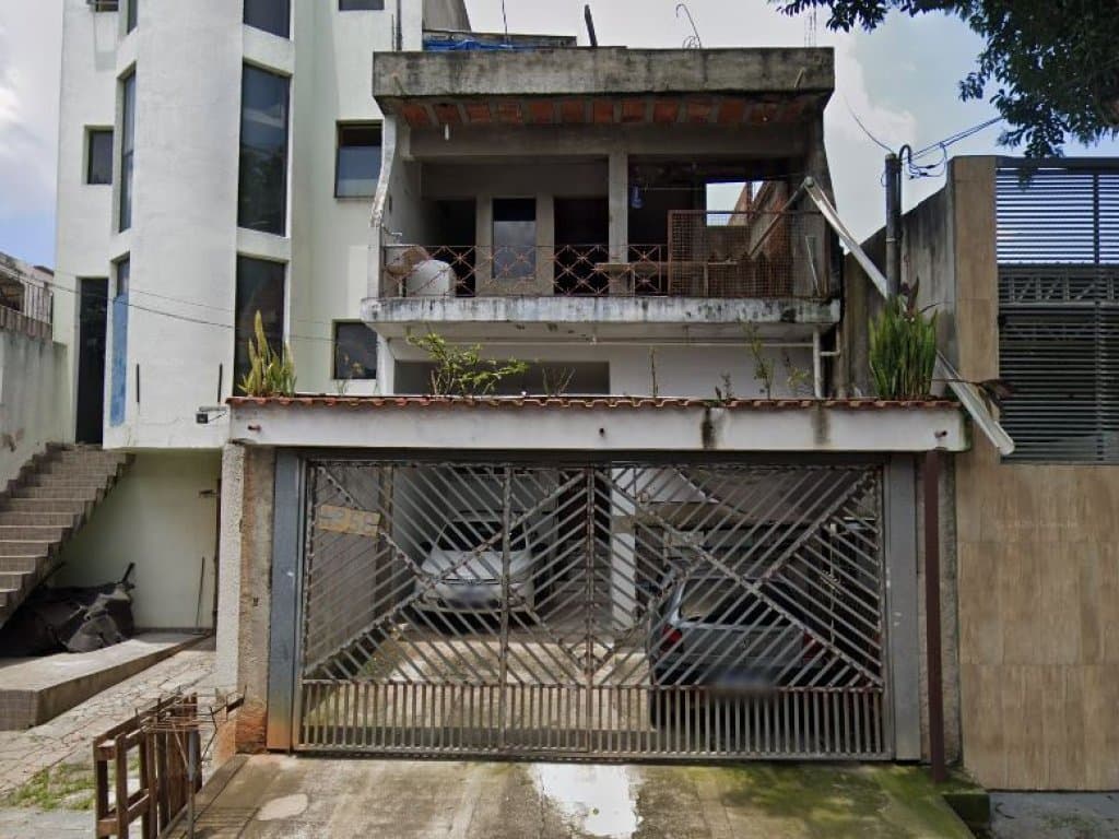Foto 2 de 17: Casa em leilão em São Bernardo Do Campo - SP — Direitos sobre Casas 226 m² (área total construída) - Jardim Orlandina - São Bernardo do Campo - SP
