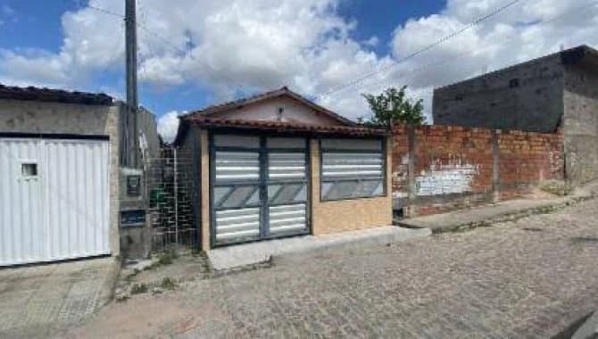Foto 16 de 17: Casa em leilão em Ipira - BA — Casa, Padrão, 0 Vaga(S) de Garagem