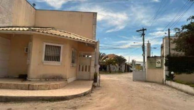 Foto 6 de 8: Casa em leilão em Itaboraí - RJ — Casa, em Condomínio, 0 Vaga(S) de Garagem