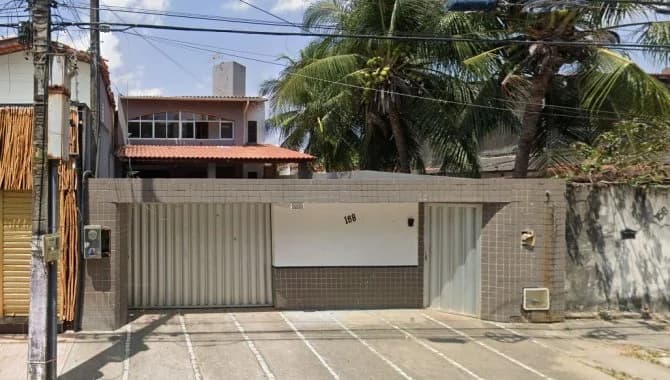 Foto 1 de 2: Casa em leilão em Fortaleza - CE — Casa 198 m² - Cambeba - Fortaleza - CE