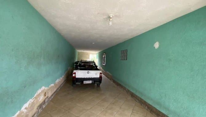 Foto 10 de 24: Casa em leilão em Itaboraí - RJ — Casa, Padrão, 1 Vaga(S) de Garagem