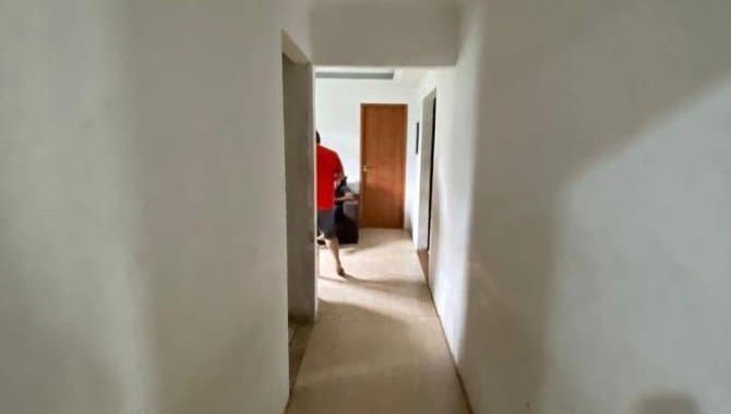 Foto 2 de 24: Casa em leilão em Itaboraí - RJ — Casa, Padrão, 1 Vaga(S) de Garagem