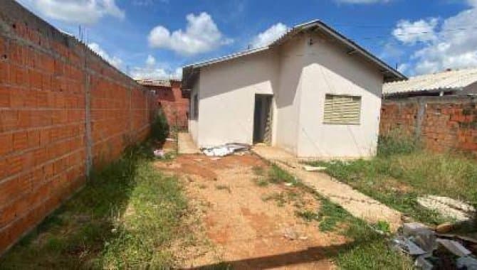 Foto 3 de 10: Casa em leilão em Planaltina - GO — Casa, Padrão, 0 Vaga(S) de Garagem