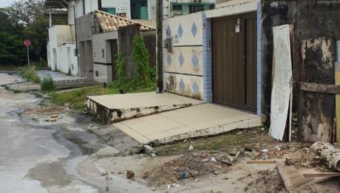 Foto 19 de 37: Casa em leilão em Fortaleza - CE — Casa, Padrão, 1 Vaga(S) de Garagem