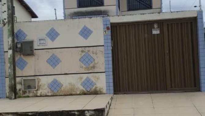 Foto 1 de 37: Casa em leilão em Fortaleza - CE — Casa, Padrão, 1 Vaga(S) de Garagem