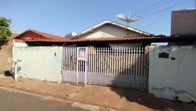 Foto 3 de 5: Casa em leilão em Castilho - SP — Casa, Padrão, 1 Vaga(S) de Garagem