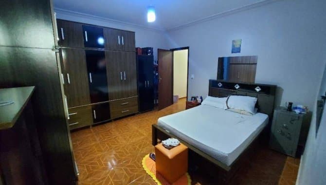 Foto 7 de 16: Casa em leilão em Ituiutaba - MG — Casa, Padrão, 0 Vaga(S) de Garagem