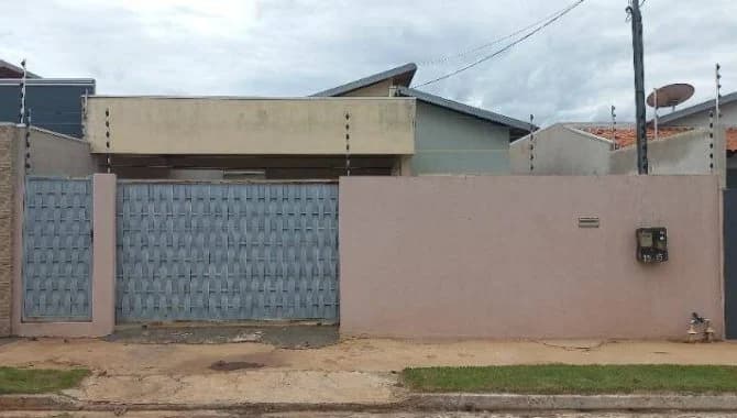 Foto 3 de 3: Casa em leilão em Lucas Do Rio Verde - MT — Casa, Padrão, 1 Vaga(S) de Garagem