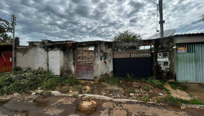 Foto 1 de 13: Casa em leilão em Goiânia - GO — Casa, Padrão, 2 Vaga(S) de Garagem
