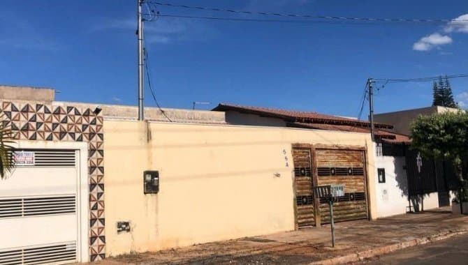 Foto 2 de 13: Casa em leilão em Campo Grande - MS — Casa, Padrão, 1 Vaga(S) de Garagem