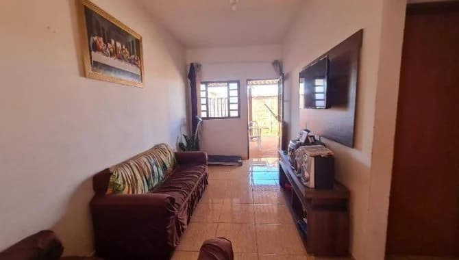 Foto 8 de 16: Casa em leilão em Colina - SP — Casa, Padrão, 1 Vaga(S) de Garagem