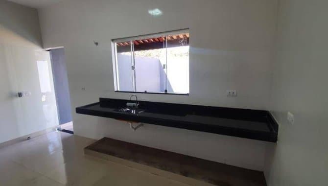 Foto 6 de 13: Casa em leilão em Santa Helena De Goiás - GO — Casa, em Condomínio, 1 Vaga(S) de Garagem