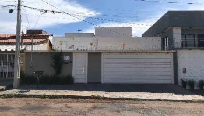 Casa em leilão em Trindade - GO — Casa 183 m² - Jardim Primavera - Trindade - GO