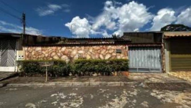 Foto 1 de 3: Casa em leilão em Goiânia - GO — Casa 179 m² - Residencial Sonho Verde - Goiânia - GO