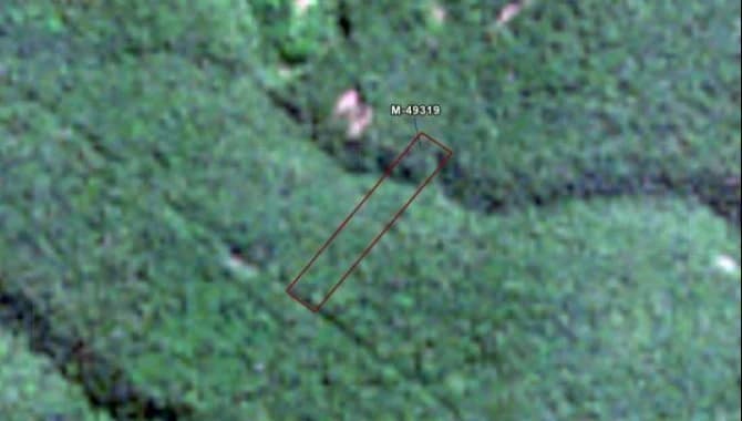 Foto 1 de 7: Terreno em leilão em Porto Seguro - BA — Área de 25.000 m² (Córrego do Taípe) - Arraial d'Ajuda - Porto Seguro - BA