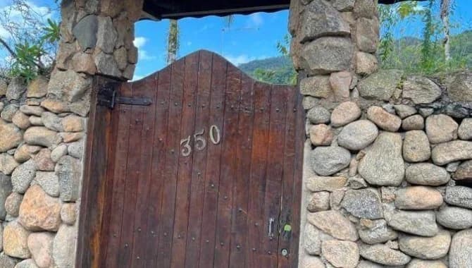 Foto 6 de 15: Casa em leilão em Caraguatatuba - SP — Casa 191 m² - Tabatinga - Caraguatatuba - SP
