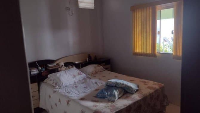 Foto 16 de 27: Casa em leilão em Santa Helena De Goiás - GO — Casa 304 m² - Centro - Santa Helena de Goiás - GO