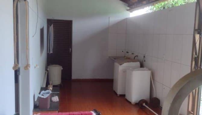 Foto 23 de 27: Casa em leilão em Santa Helena De Goiás - GO — Casa 304 m² - Centro - Santa Helena de Goiás - GO
