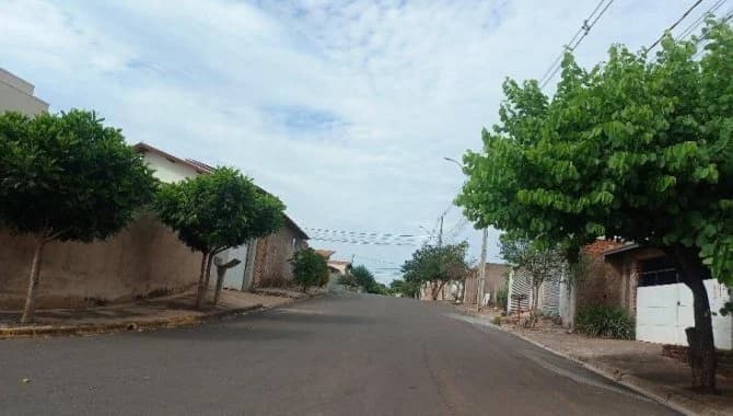 Foto 4 de 17: Casa em leilão em Lucélia - SP — Casa 69 m² - Parque dos Sonhos - Lucélia - SP