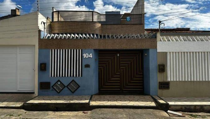 Foto 1 de 3: Casa em leilão em Lagarto - SE — Casa 109 m² - São José - Lagarto - SE