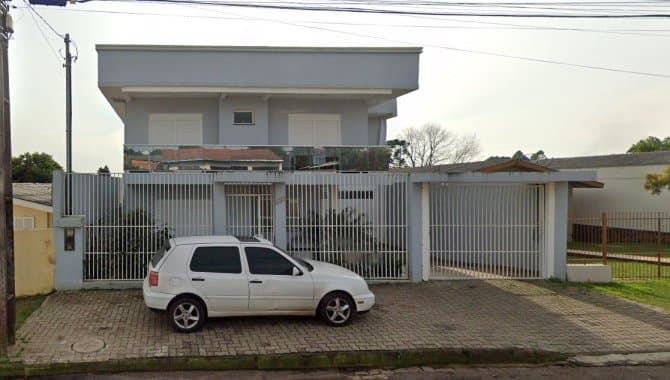 Foto 1 de 2: Casa em leilão em Passo Fundo - RS — Casa 218 m² - Passo Fundo-RS - Rua Rui Vergueiro, 339 - Vila Victor Issler