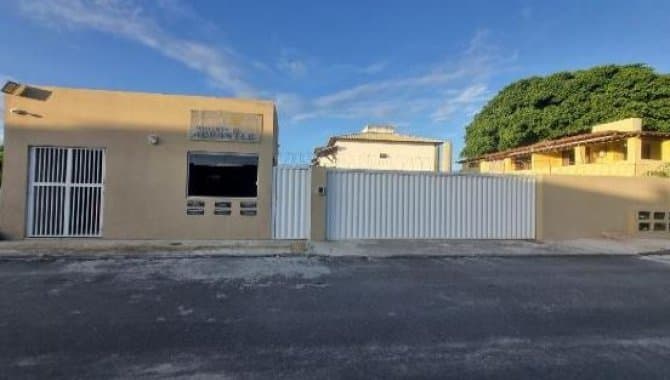 Foto 1 de 3: Casa em leilão em Camaçari - BA — Casa em Condomínio 159 m² (01 vaga) - Abrantes - Camaçari - BA