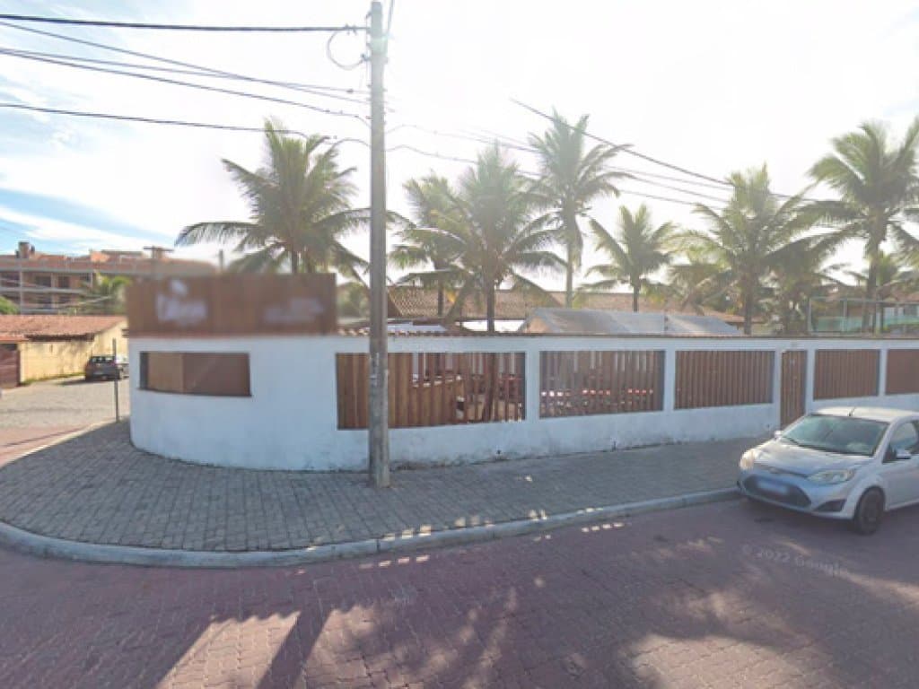 Foto 4 de 6: Comercial em leilão em Rio Das Ostras - RJ — Imóvel Residencial e Comercial 283 m² - Frente à Praia Costa Azul - Rio das Ostras - RJ