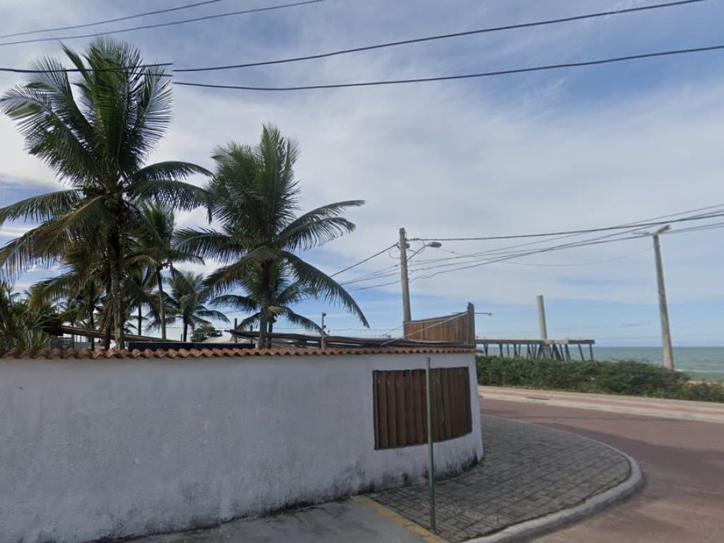 Foto 6 de 6: Comercial em leilão em Rio Das Ostras - RJ — Imóvel Residencial e Comercial 283 m² - Frente à Praia Costa Azul - Rio das Ostras - RJ