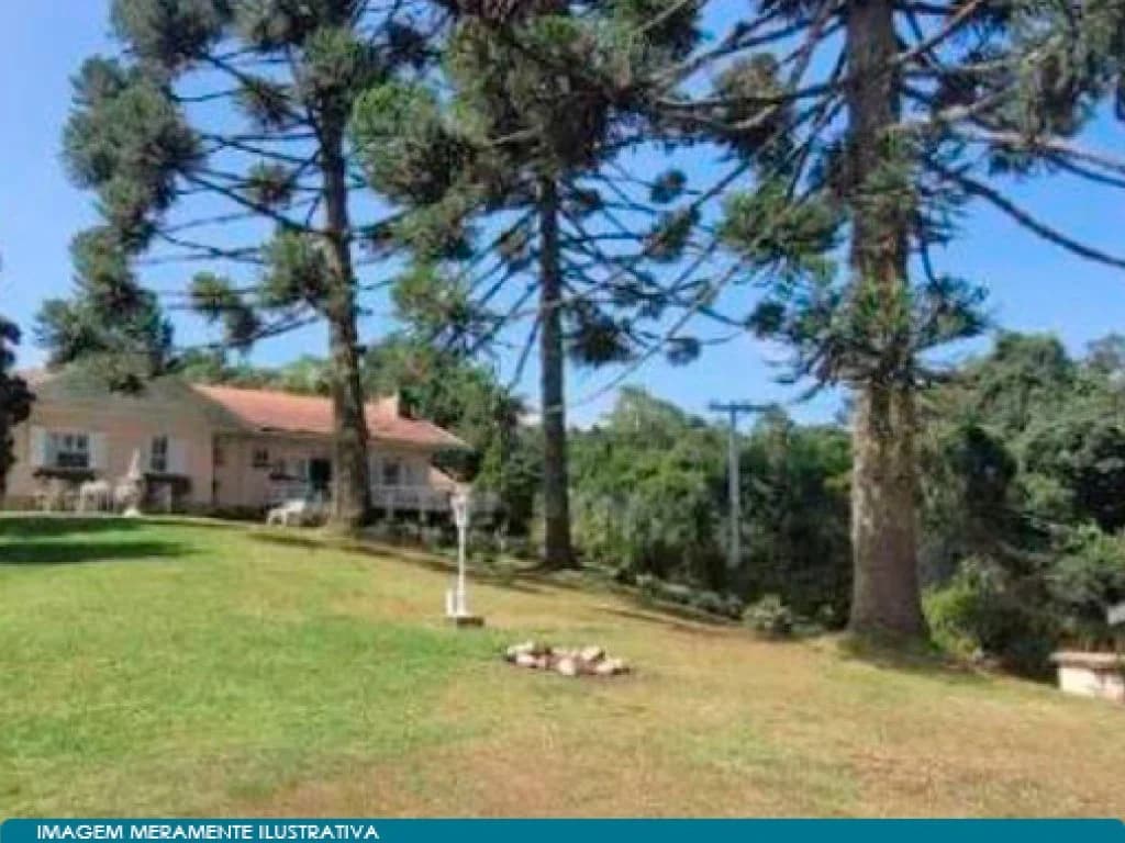 Foto 5 de 12: Casa em leilão em Campos Do Jordão - SP — Casa e Terreno 2.224 m² - São Francisco - Campos do Jordão - SP