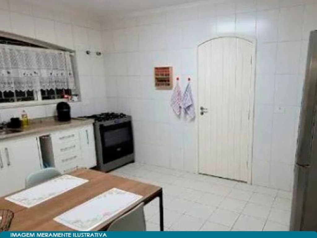 Foto 6 de 12: Casa em leilão em Campos Do Jordão - SP — Casa e Terreno 2.224 m² - São Francisco - Campos do Jordão - SP