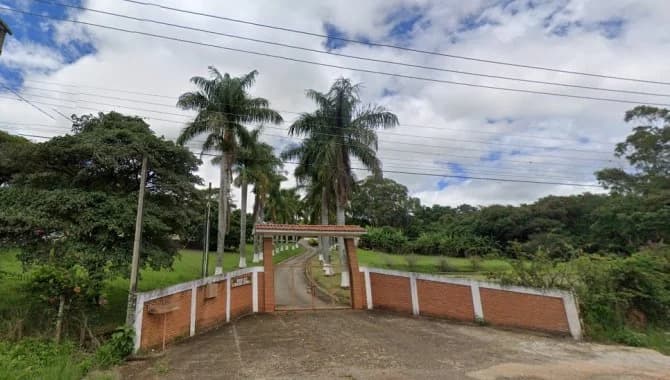 Foto 1 de 35: Area Rural em leilão em Águas De Lindóia - SP — Imóvel Rural 101.676 m² - Jaboticabal - Águas de Lindóia - SP