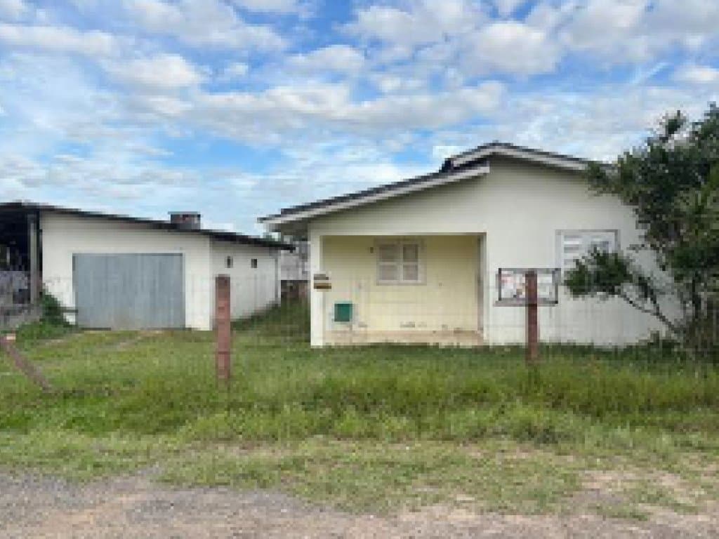 Foto 2 de 2: Casa em leilão em Torres - RS — Casa 109 m² - Vila São João - Torres - RS