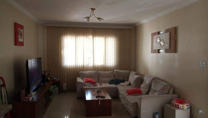 Foto 4 de 15: Casa em leilão em São Paulo - SP — Casa, Padrão, 1 Vaga(S) de Garagem