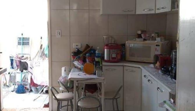 Foto 7 de 15: Casa em leilão em São Paulo - SP — Casa, Padrão, 1 Vaga(S) de Garagem