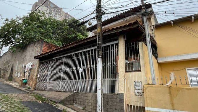Foto 6 de 7: Casa em leilão em São Paulo - SP — Casa, Padrão, 1 Vaga(S) de Garagem