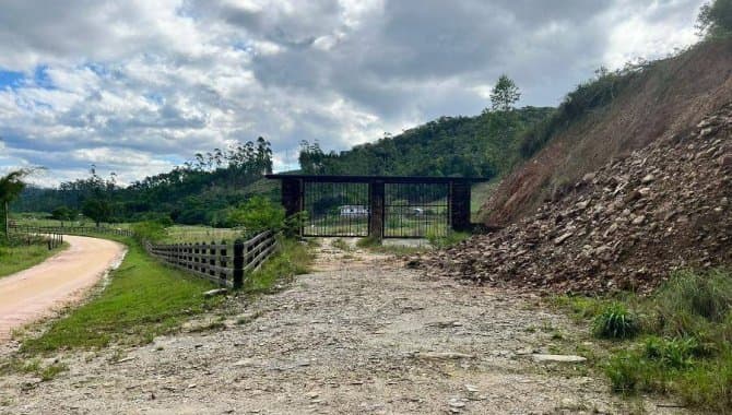 Foto 1 de 20: Area Rural em leilão em São João Batista - SC — Lote, Rural, 0 Vaga(S) de Garagem