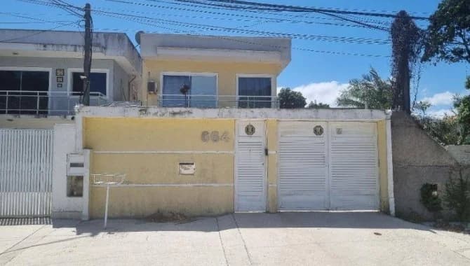 Foto 1 de 3: Casa em leilão em Niterói - RJ — Casa, Padrão, 0 Vaga(S) de Garagem