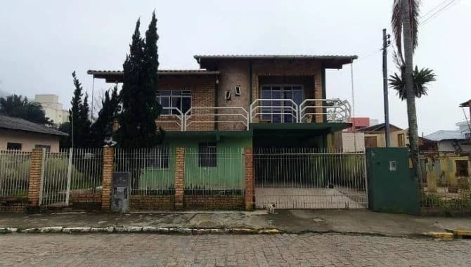 Casa em leilão em Rio Do Sul - SC — Casa 253 m² - Canoas - Rio do Sul - SC
