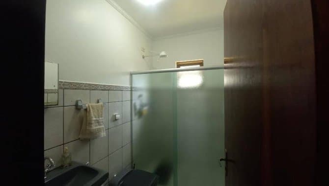 Foto 18 de 21: Casa em leilão em Suzano - SP — Casa, Padrão, 1 Vaga(S) de Garagem
