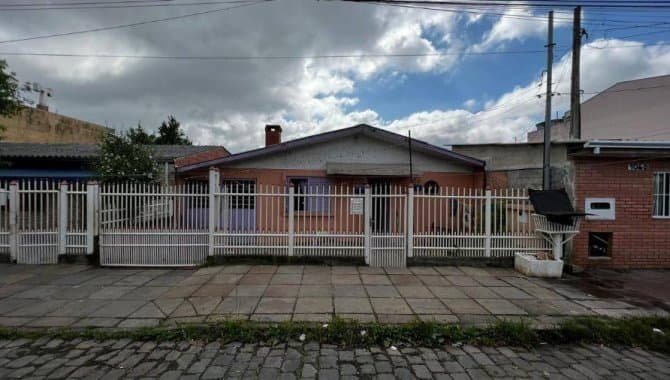 Casa em leilão em Caxias Do Sul - RS — Casa 123 m² - Santa Fé - Caxias do Sul - RS