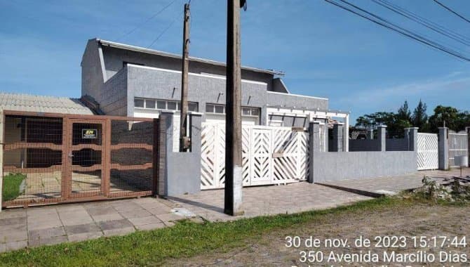 Foto 2 de 19: Casa em leilão em Tramandaí - RS — Casa, Padrão, 1 Vaga(S) de Garagem