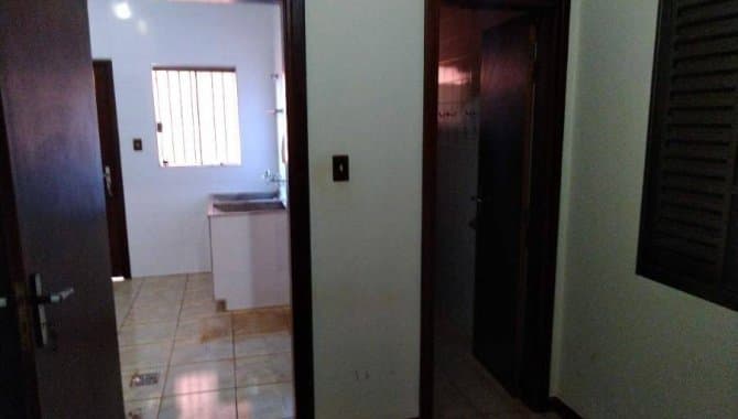Foto 15 de 15: Casa em leilão em Dourados - MS — Casa, Padrão, 0 Vaga(S) de Garagem