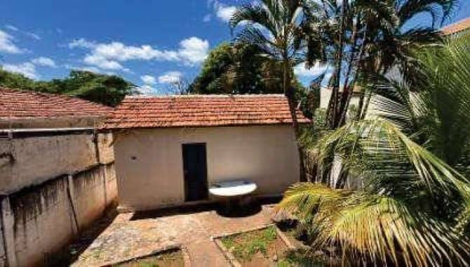 Foto 6 de 8: Casa em leilão em Mirassol - SP — Casa, Padrão, 0 Vaga(S) de Garagem
